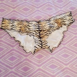 NWOT  Victoria's secret swim bottoms